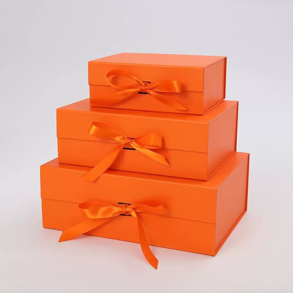 Folding Box 01 view 2