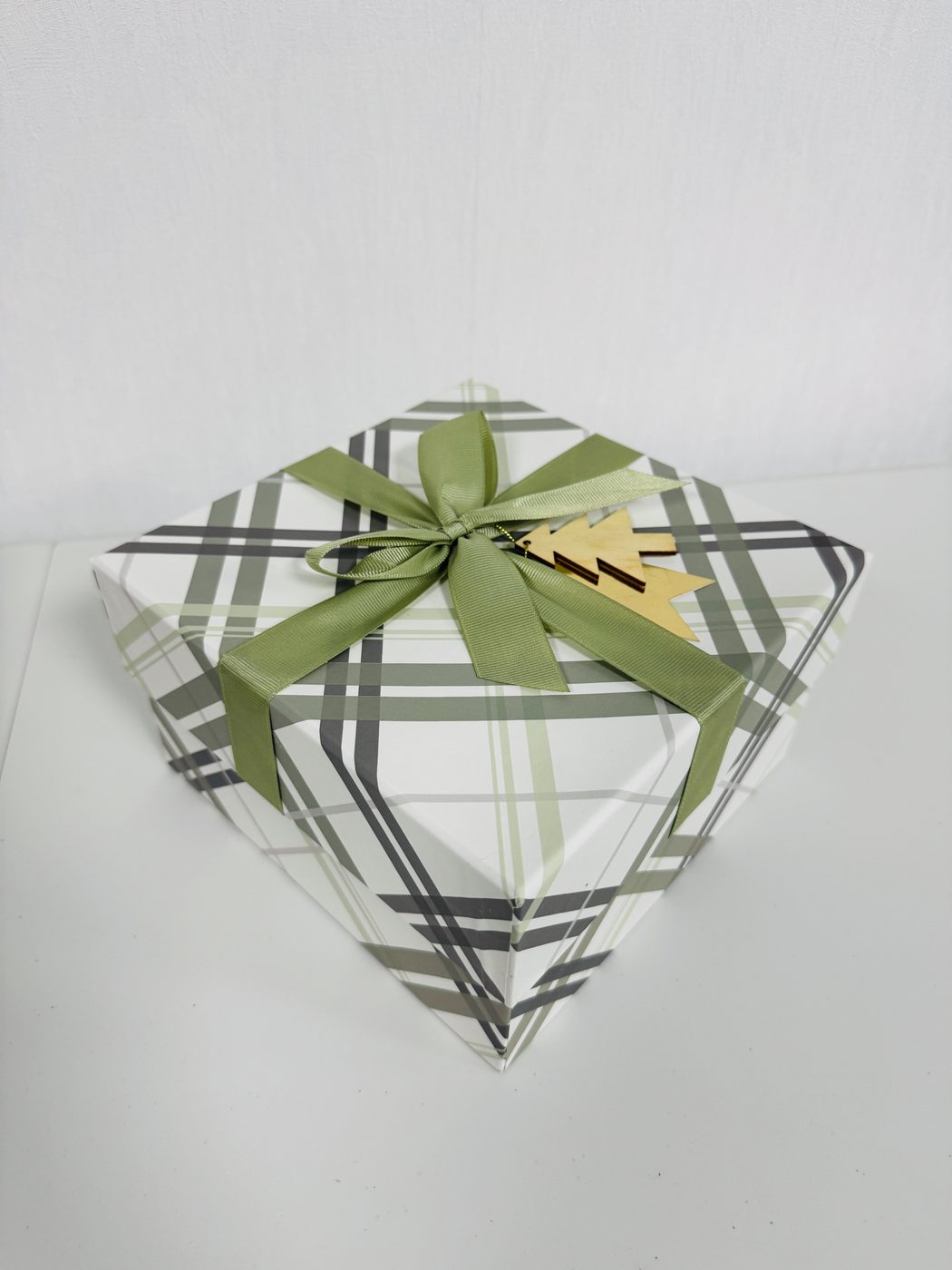 Gift Packaging Box 01 view 3