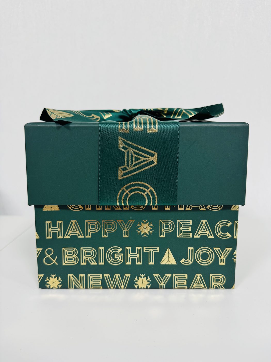 Gift Packaging Box 02
