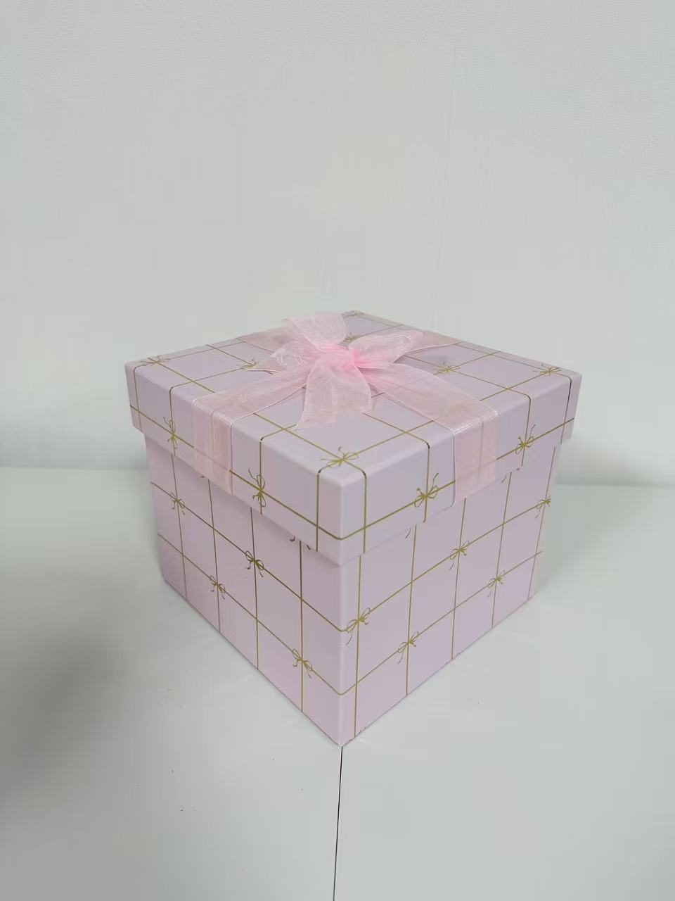 Gift Packaging Box 04