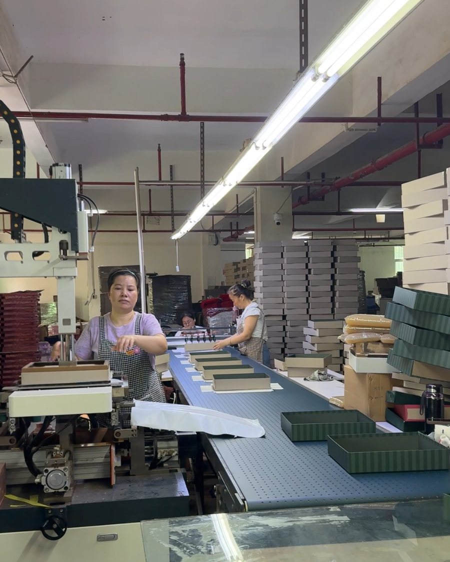 Packaging assembly